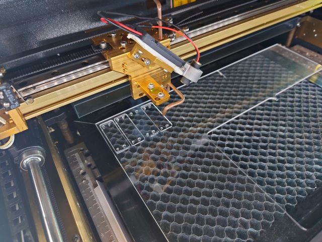 キャプションを入力できます