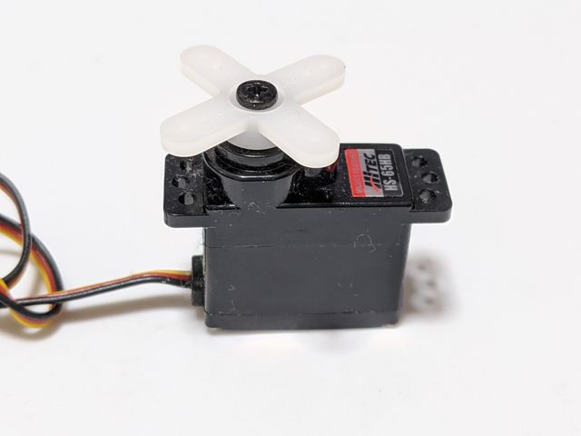 基本的な形状のサーボモータ