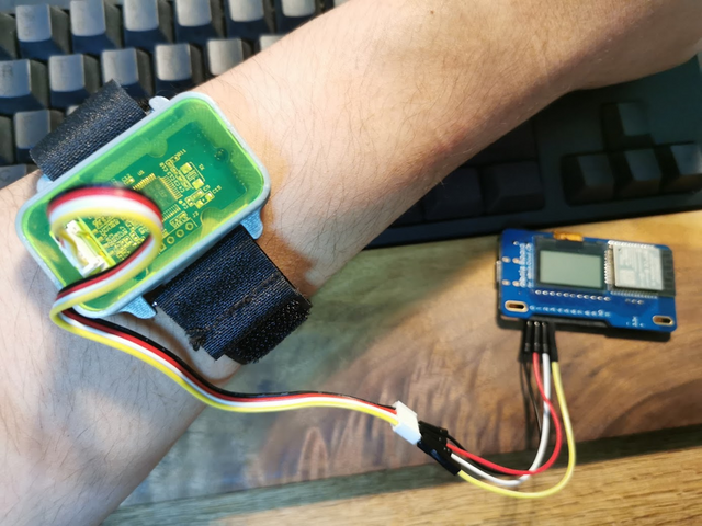 キャプションを入力できます