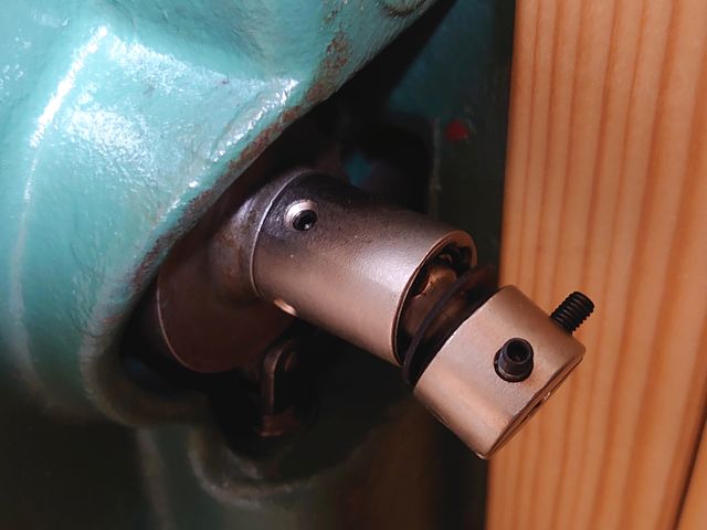 ボールカップリングを取り付けた様子