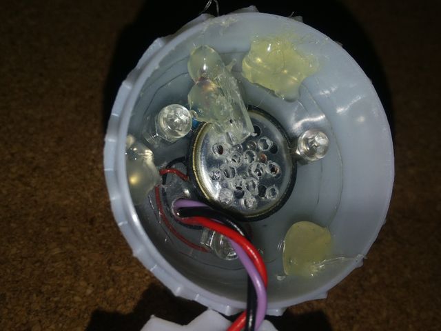 スイッチの接点遮断部のプラ板