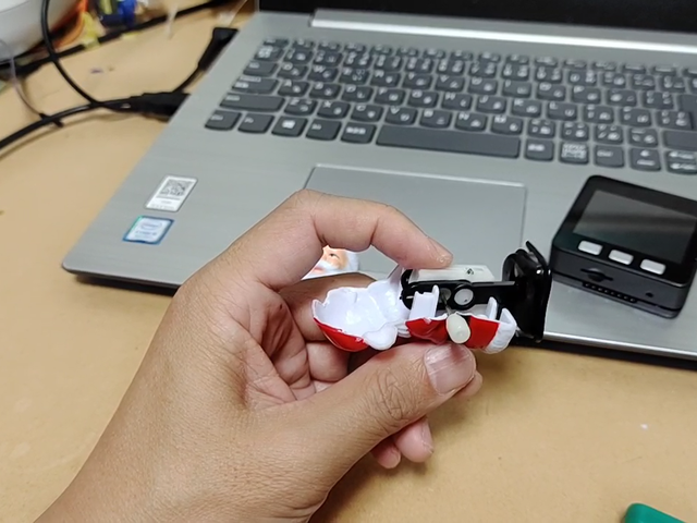 キャプションを入力できます