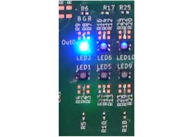 0Vコモンに24V印加