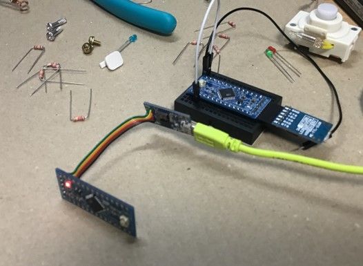 Arduino を半田付けした状態