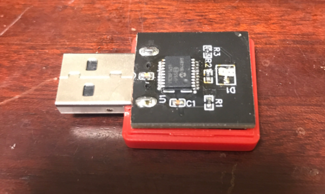 USBに差しやすくした