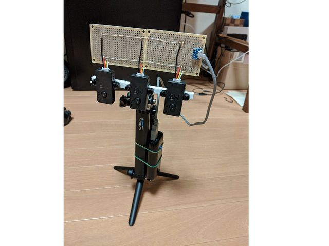 モバイルバッテリー1台から、M5Camera 3台に電源供給