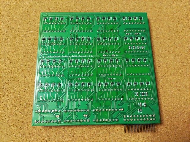 16-Octet Switch ROM Board 裏面
