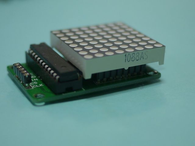 LEDマトリックスの取り付け