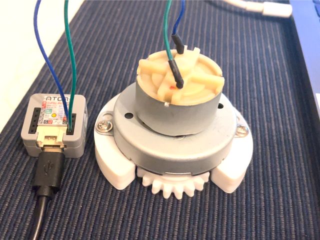 モーター側の歯車が回るのが確認できた