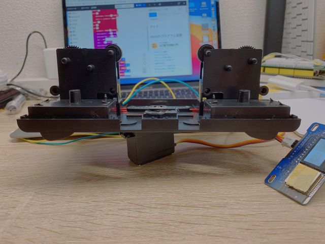 サーボモータの取り付け