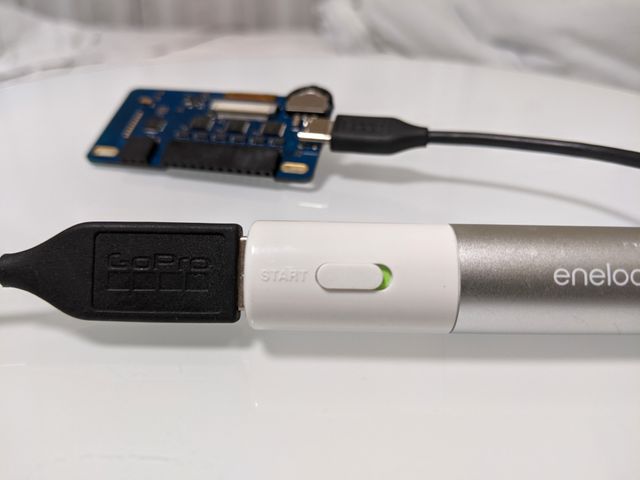 手動でONするタイプのモバイルバッテリー