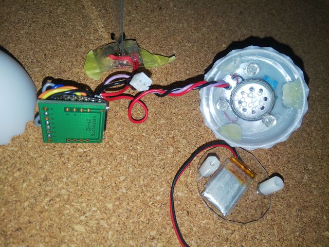 ホットボンドで固定