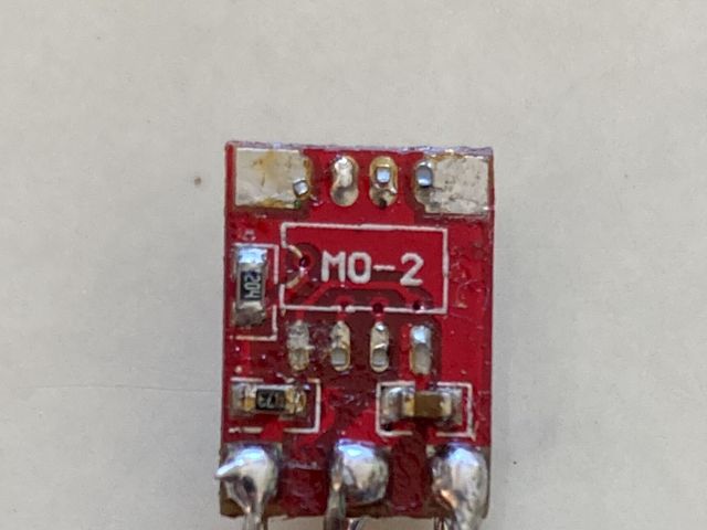 FZMOS-2を取り外した後の基板