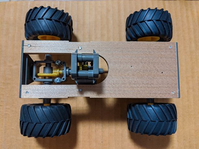 四輪駆動車の組み立て