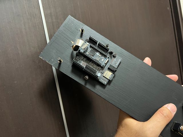 基板関係は木にダイレクトでつける